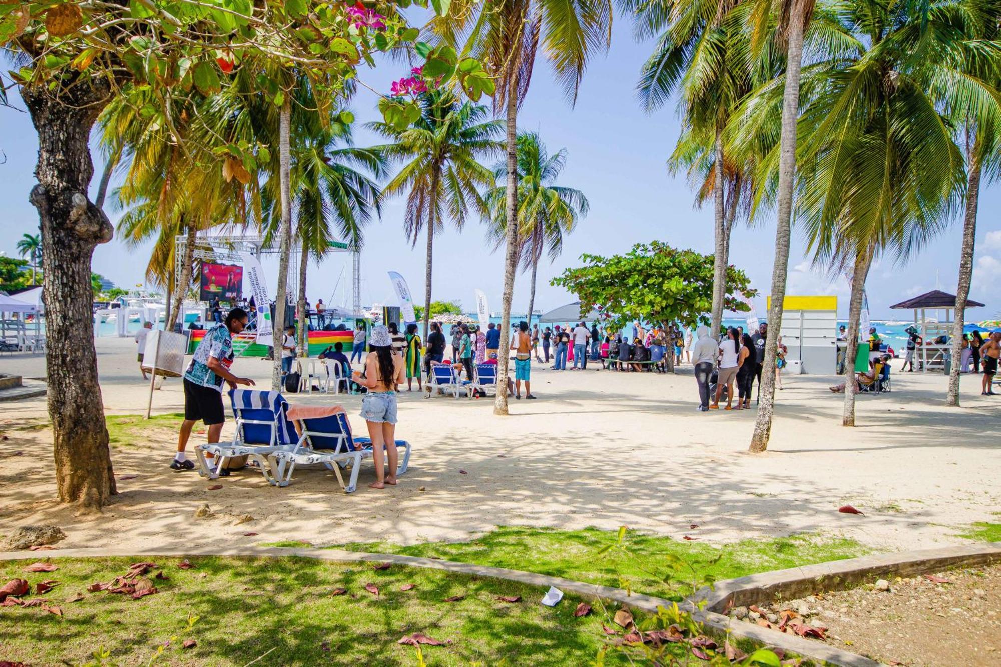 Malia Dreamers Paradise Ocho Ríos Extérieur photo